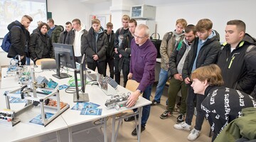 Świat robotów na dniu otwartym Wydziału Mechanicznego